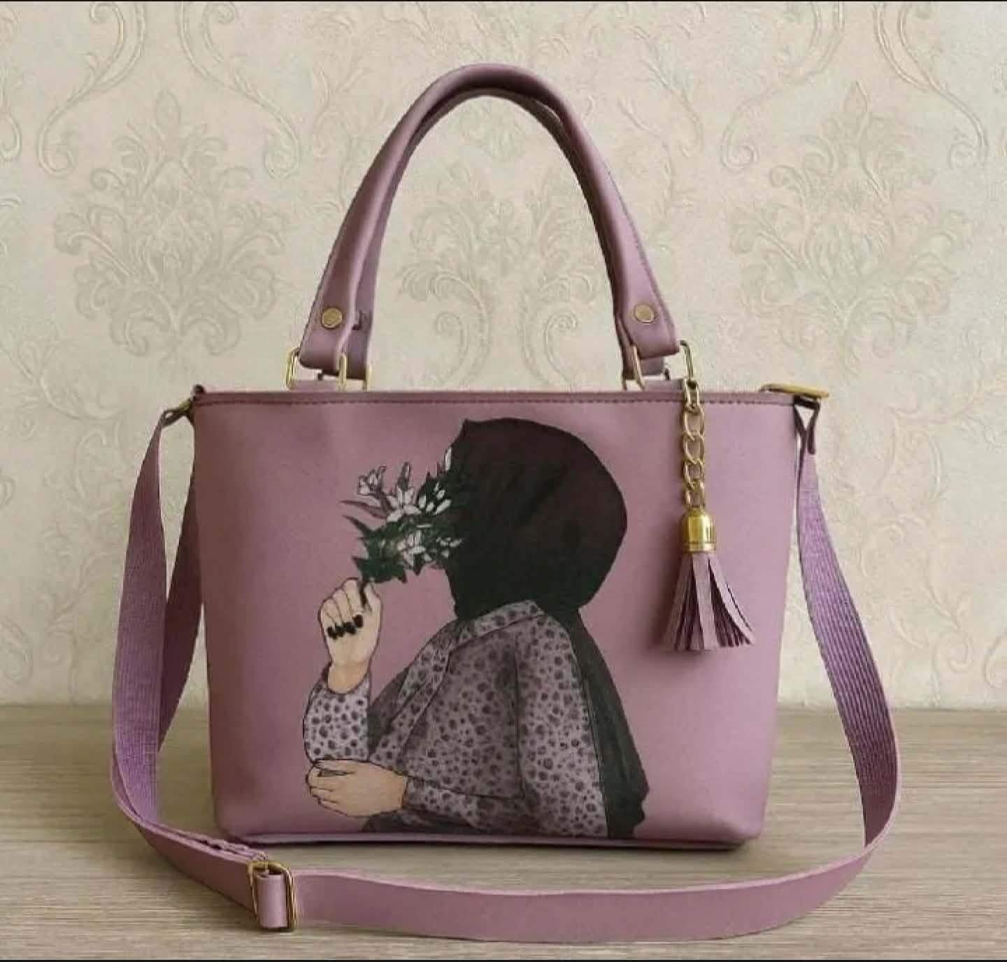 Ladies Premium Hand Purse – Elegant Style.